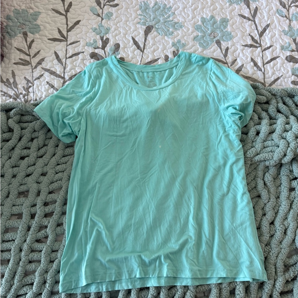 Vibrant Aqua Short Sleeve Tee with Breathable Fabric